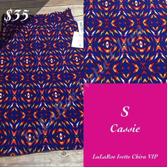 Small LuLaRoe Cassie skirt BNWT - Picture 1 of 1